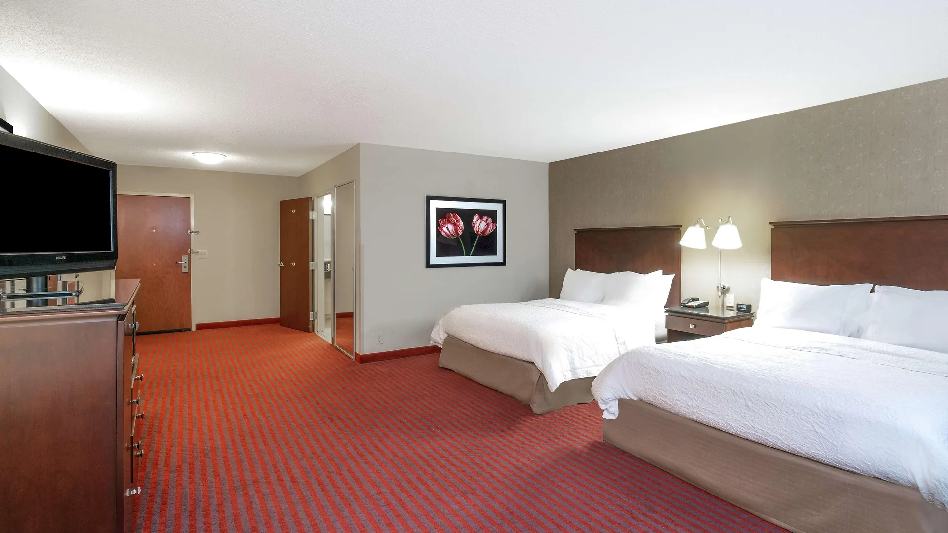 Hampton Inn Richmond - Airport Сандстон 3*,