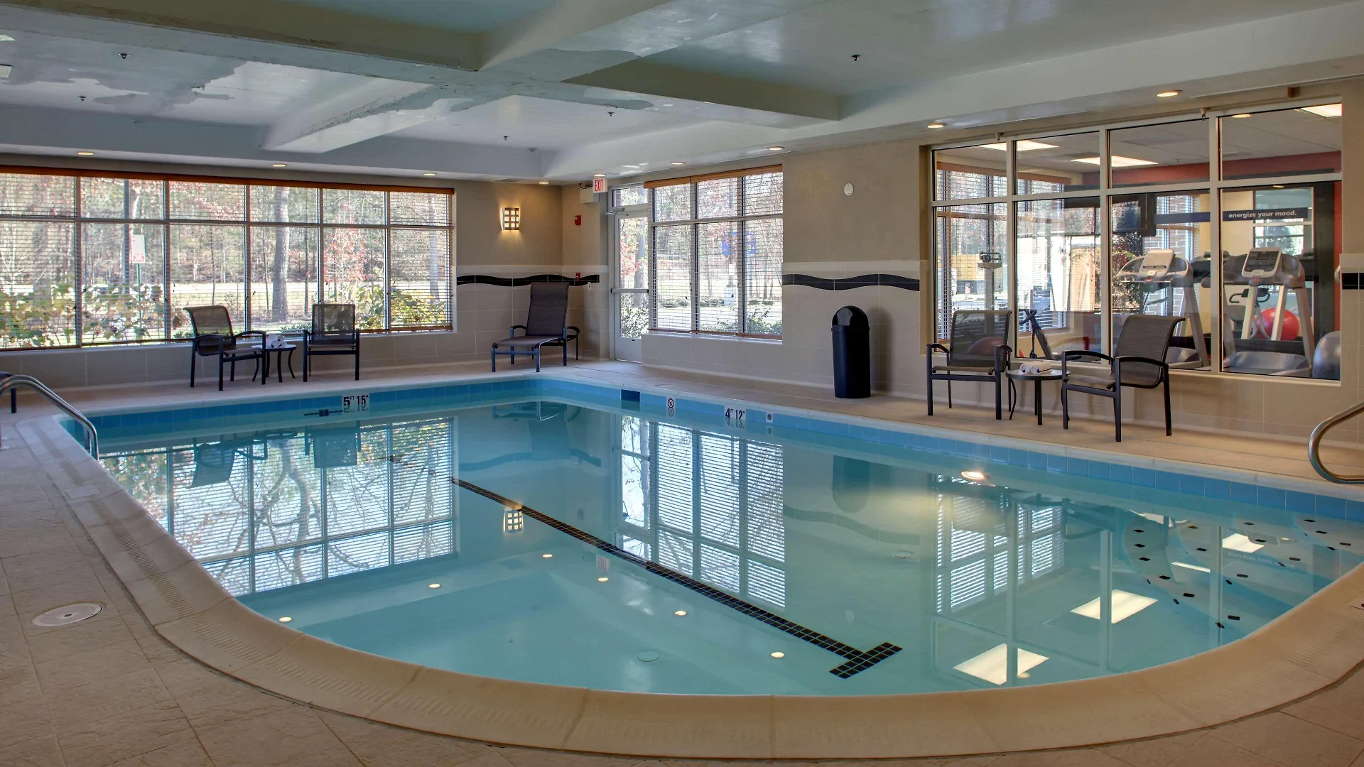 Hampton Inn Richmond - Airport Сандстон 3*,  США